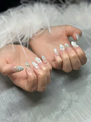 マツエク・マツパ 本田 秋のネイルデザイン