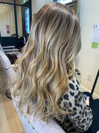 ロング トップスタイリスト/ アユミのヘアスタイル
