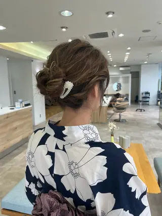 セミロング ヘアアレンジ cana 札幌レイヤースタイルのヘアスタイル