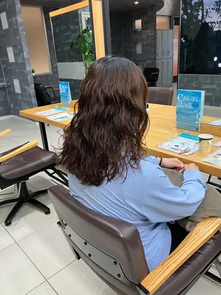 パーマ 🦔Laulu 菅原綾乃のヘアスタイル