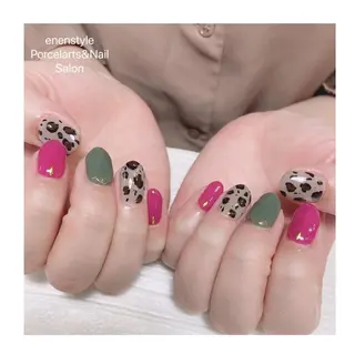 ミディアム ネイル 🐾enen style 🐾のネイルデザイン