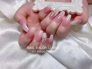ネイル ネイルサロン ルミア Lumia 店長施術のネイルデザイン