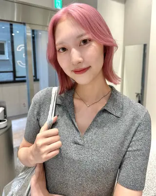 ミディアム カラー ピンクカラー/カラー 新宿美容室🎀のヘアスタイル