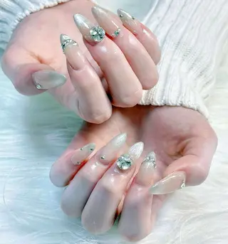 ネイル Hin Hana Nailのネイルデザイン