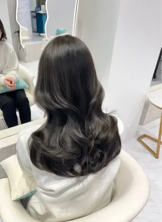 ロング カラー Riho♡レイヤー/ 名駅/大人韓国ヘアのヘアスタイル