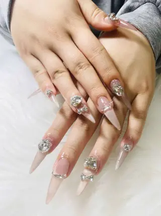 ネイル Hina ネイルサロンのネイルデザイン