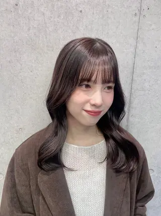 セミロング カラー clam. yuu🦩のヘアスタイル