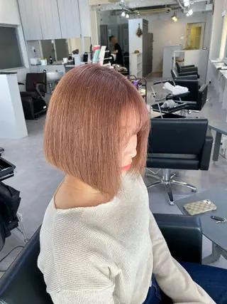 カラー 大阪ケアブリーチ/ ミルクティーベージュのヘアスタイル