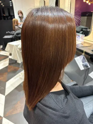 ミディアム 沢井涼人 ✂︎ 艶髪のヘアスタイル