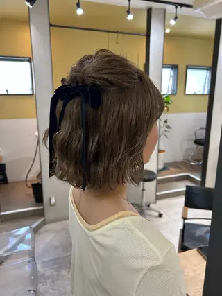 ショート ヘアアレンジ hubhair レイヤー/透明感のヘアスタイル