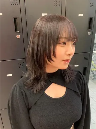 ロング カラー パーマ ヘアアレンジ メンズ キッズ ネイル マツエク・マツパ アイブロウ 🐺ウルフ×ハイトー ン🖤Yukinoのヘアスタイル