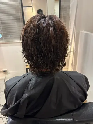 ミディアム パーマ 河辺 璃久のヘアスタイル