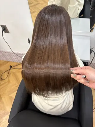 ロング 🫧透明感カラー🫧 美髪矯正🫧チサトのヘアスタイル