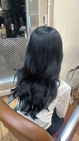 ロング カラー 'AXIS wakanaのヘアスタイル