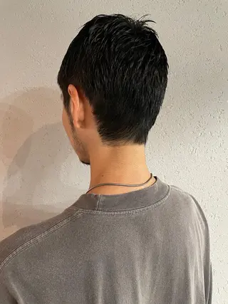 ショート メンズ 吉田一輝 外国人パーマのヘアスタイル