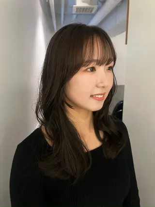 ミディアム カラー 鈴木 三保のヘアスタイル