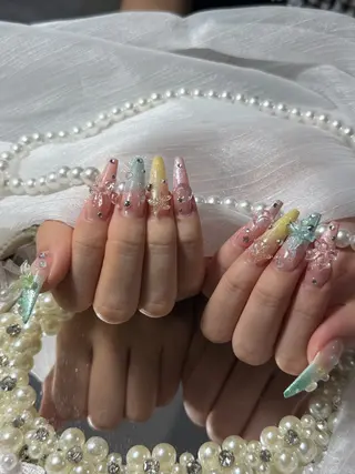ネイル Rinaky Amee Nailのネイルデザイン