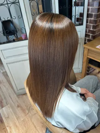 ロング ブリーチ・カットモデ ル募集中🫧高口小春のヘアスタイル
