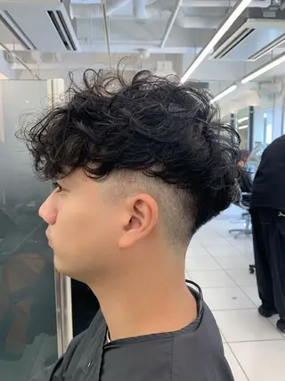 メンズ メンズ特化フェード パーマ小林裕史のヘアスタイル