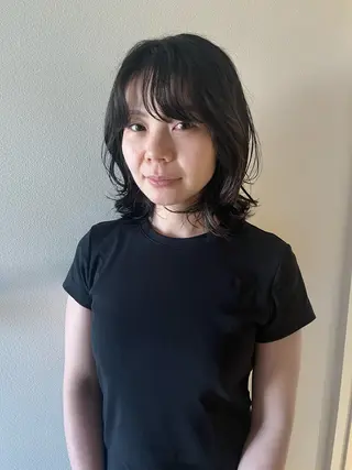 ミディアム パーマ nishi fuyumiのヘアスタイル