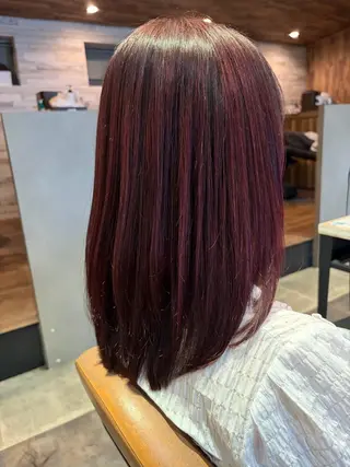 ミディアム カットモデル RURUのヘアスタイル