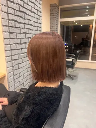 ショート カラー 🎀透明感カラー /ケアブリーチ🎀のヘアスタイル