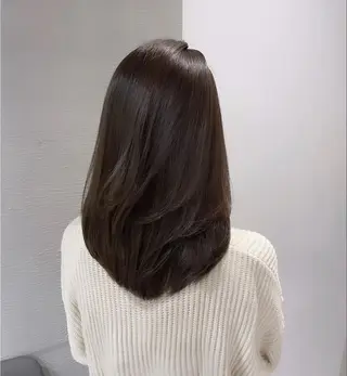 セミロング 銀座/レイヤーカット 🤍内野すみれのヘアスタイル