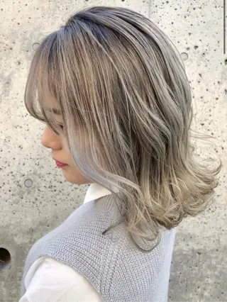 ミディアム カラー ヘアアレンジ 神品 幸音のヘアスタイル