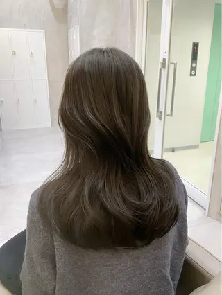 ミディアム カラー ヘアアレンジ 赤み消し🫧韓国ヘア 🫧藤岡誠也のヘアスタイル