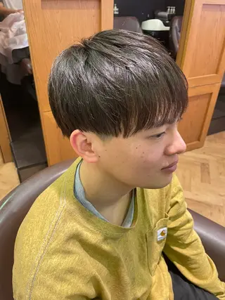ショート メンズ 溝口 槙里也のヘアスタイル