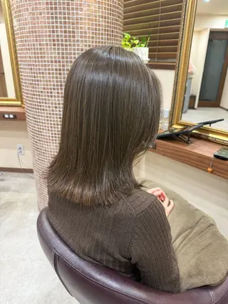 ミディアム 🌱ケミカル美容師 未来を綺麗に🌱優吾のヘアスタイル