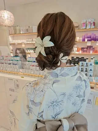 ロング ヘアアレンジ ＭＩＹＵ/レイヤー 透明感カラー/渋谷のヘアスタイル