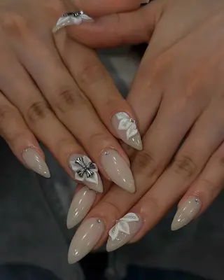 ネイル NiJi Nailsのネイルデザイン