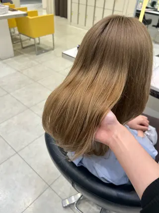 セミロング スパ/カラー/巻き髪 𝐑𝐔𝐍𝐀のヘアスタイル