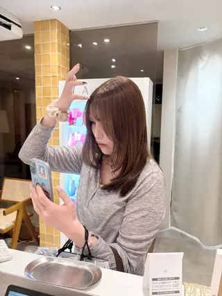 セミロング カラー レイヤー🩵透明感 ೀユイ🌙のヘアスタイル