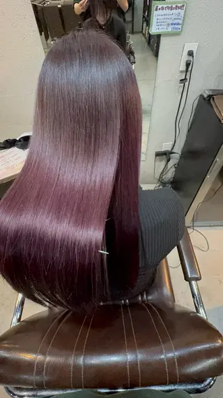 ロング 髪質改善カラー透明感 ダブルカラー幕田のヘアスタイル