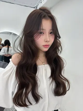 ロング 🩵透明感艶髪 縮毛矯正masa🩵のヘアスタイル