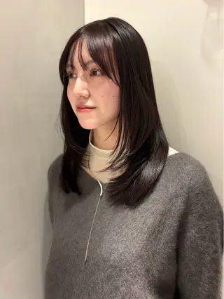 セミロング カラー -みつま はるな-のヘアスタイル