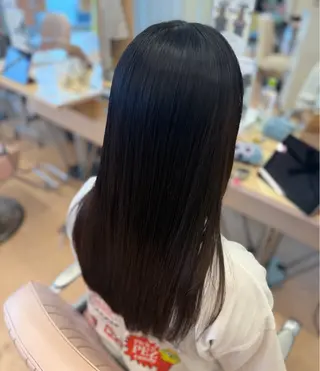 ロング 伊熊 梨紗のヘアスタイル
