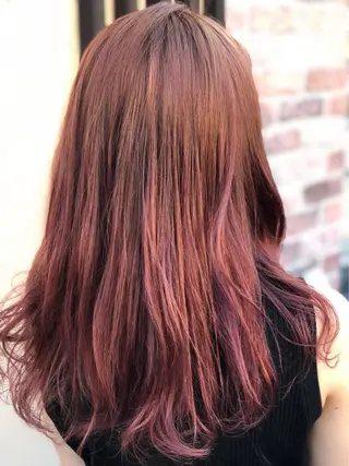 ロング カラー レイヤー×艶髪特化 マネージャー安藤光司のヘアスタイル