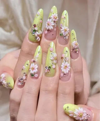 ネイル WO MIAO💎のネイルデザイン
