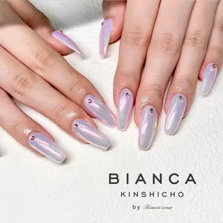 ネイル One’Ness Nana🤍のネイルデザイン