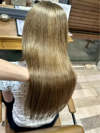 ロング カラー 和田 直也のヘアスタイル