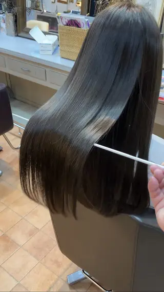 ロング Fil HAIR and SPAのヘアスタイル