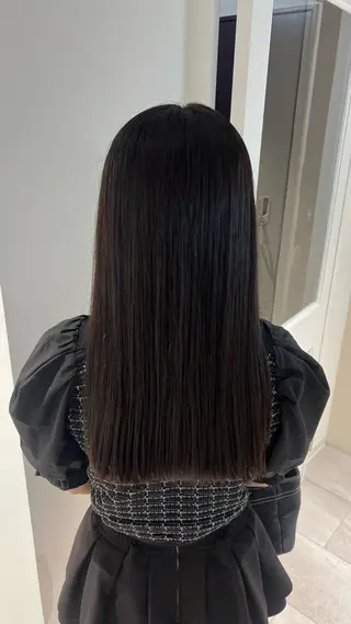 ロング Miyuu 『藤沢』のヘアスタイル
