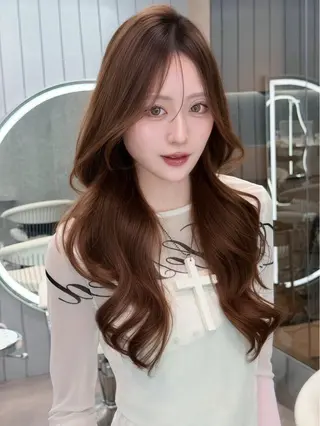 ロング ヘアアレンジ 🌻夏の透明感カラー 🩵韓国レイヤー櫻井のヘアスタイル