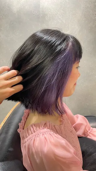 カラー 栗山 蒔梓のヘアスタイル