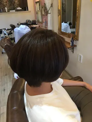 ショート カラー plaatje 義見のヘアスタイル