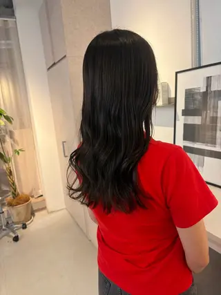 ロング ✨色持ちの良い艶 カラー✨蟹江真世のヘアスタイル