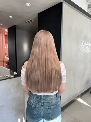ロング カラー 🇰🇷韓国風ハイ トーンKANA🖤のヘアスタイル